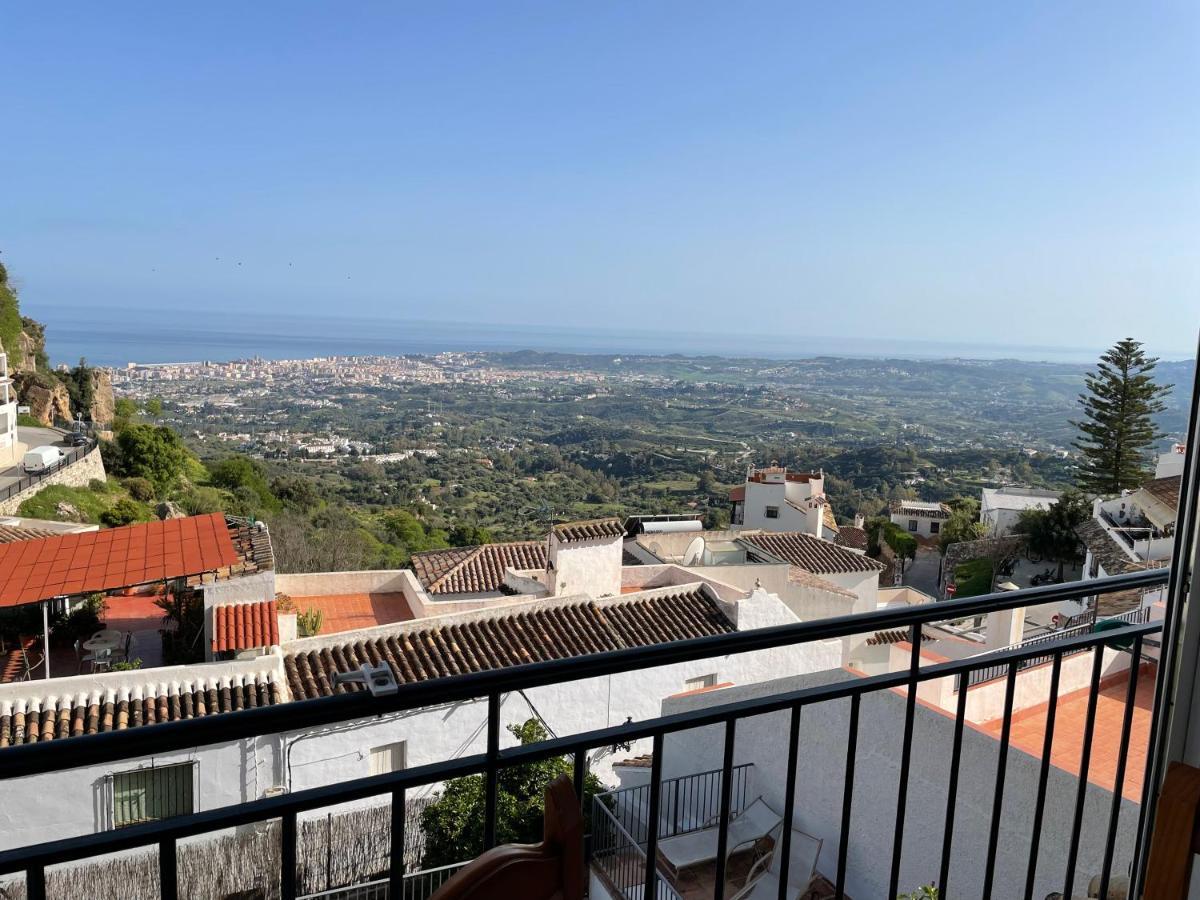 El Paraiso, Apartamento En Mijas Pueblo Con Bonitas Vistas A La Costa Y Con Piscina Lägenhet Exteriör bild